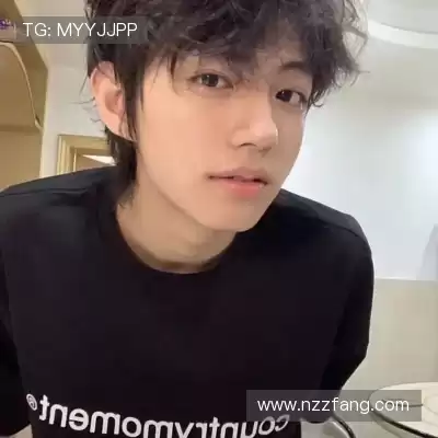 包奕和